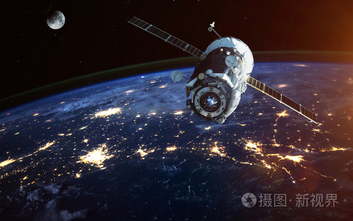 宇宙飞船发射到太空这幅图像的元素由美国宇航局提供