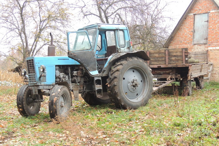 拖拉机上草田拖拉机市