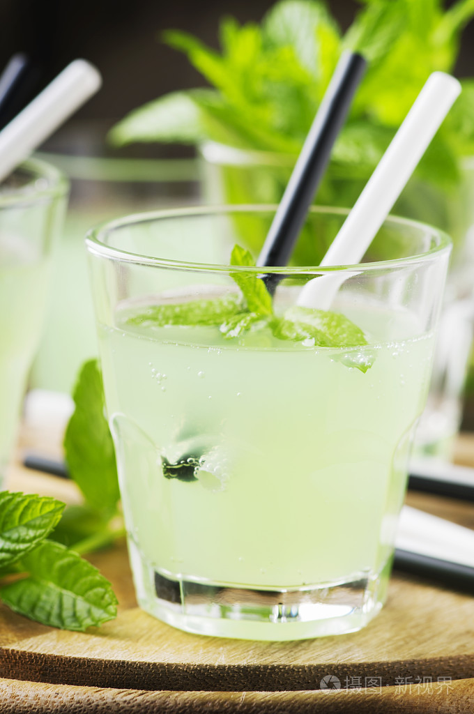绿色鸡尾酒鸡尾酒