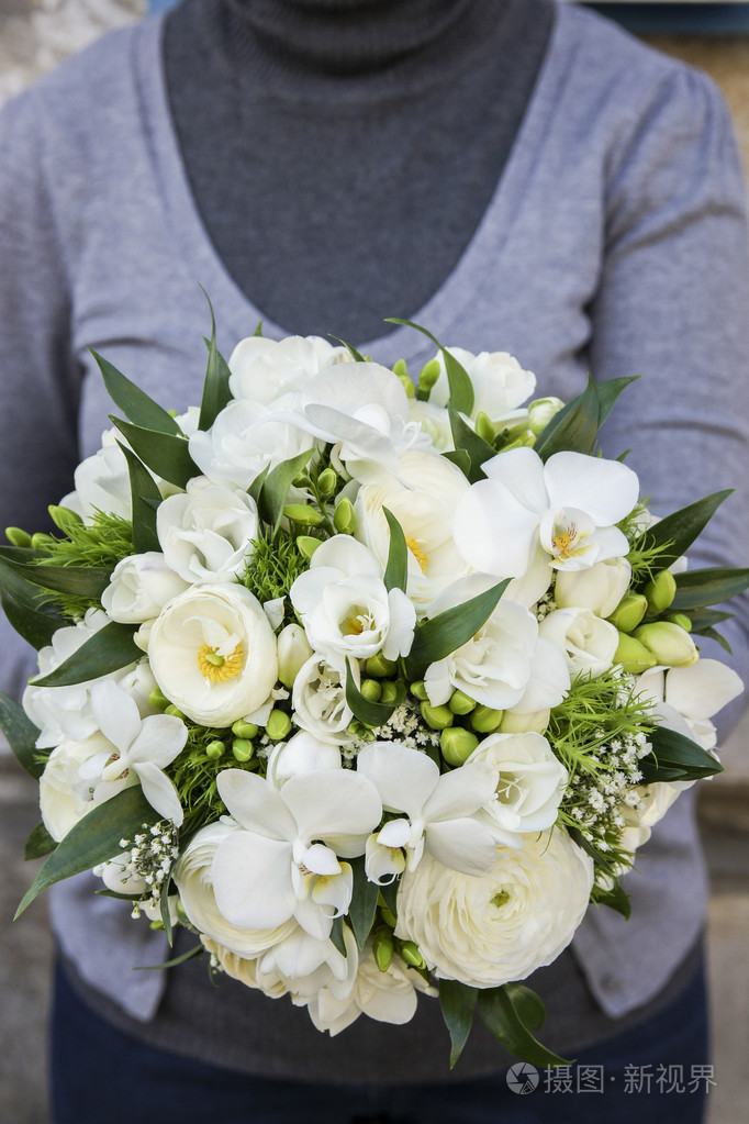 白色花束花毛茛小苍兰兰花