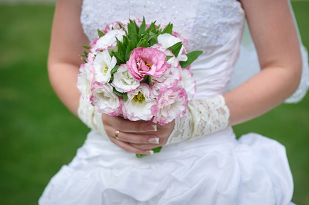 婚礼新娘手花玫瑰花束图片