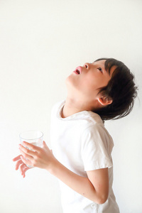 儿童漱口液预防感冒照片