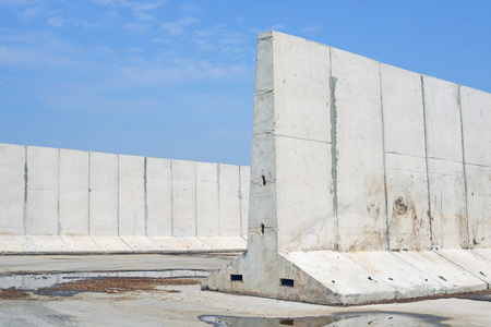 钢筋混凝土结构构件的海沟筒仓图片