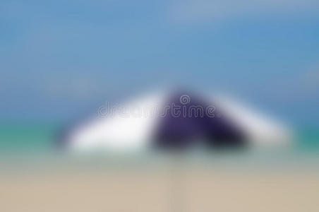 模糊的背景海滩伞
