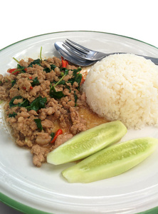 盘子 亚洲 大米 猪肉 美味的 胡椒粉 蔬菜 泰国 风味