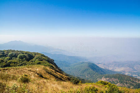 朦胧 小山 目的地 公园 环境 全景 范围 全景图 平底锅