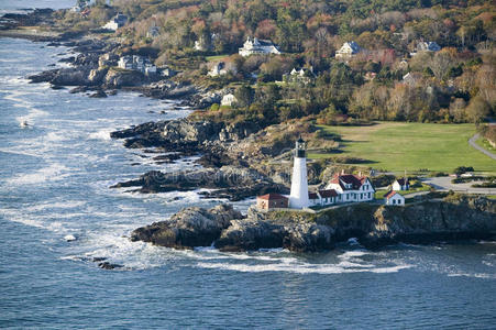 波特兰头灯塔的鸟瞰图,伊丽莎白角,缅因州照片