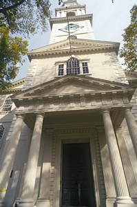 进入美国第一个浸礼会教堂，普罗维登斯，里