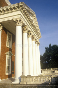 弗吉尼亚大学建筑专栏灵感来自托马斯杰斐逊，夏洛茨维尔，弗吉尼亚州