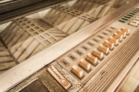 老式线圈老式自动点唱机照片