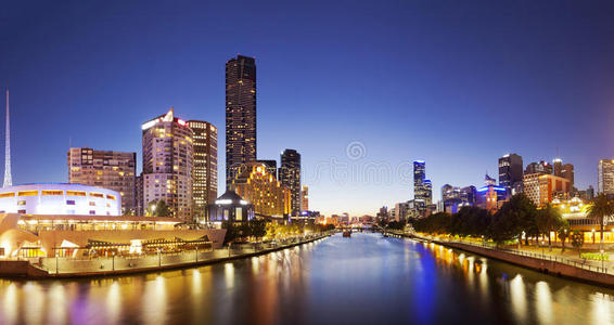 旅游业 傍晚 颜色 全景图 澳洲人 霓虹灯 建筑 澳大利亚