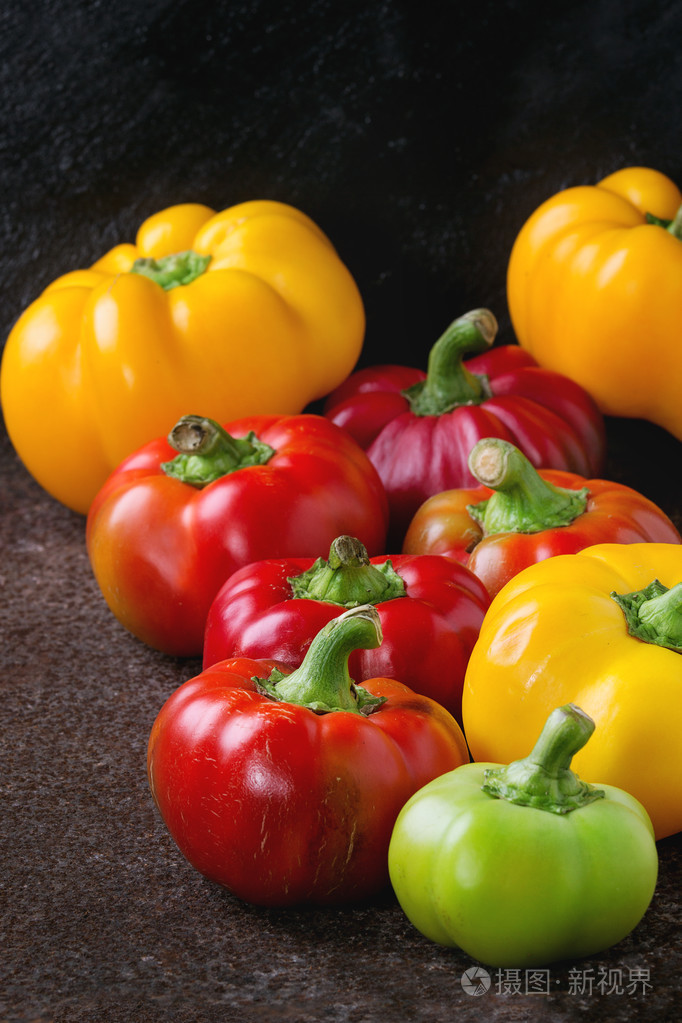 各种规格的彩色辣椒辣椒