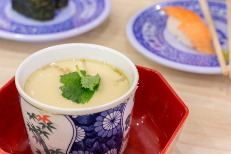 日本人美术字关于日式蒸蛋传统的日本人烹饪日式蒸蛋向指已提到的人表