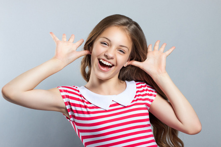 情绪的人显示惊喜图片