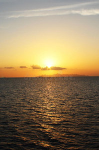 海洋 早晨 颜色 天空 风景 黄昏 幻想 海岸线 反射 自然