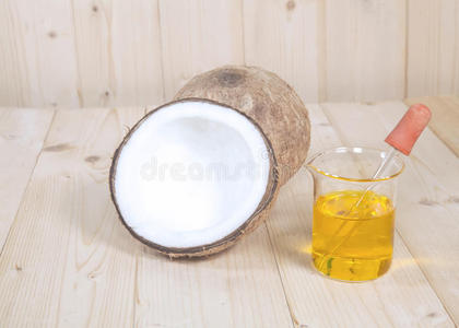 椰子油作为替代