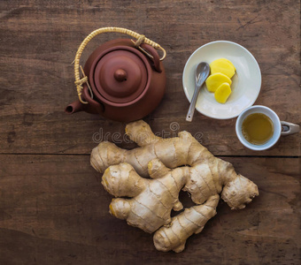 新鲜根制姜茶