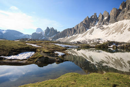 贝鲁诺 特伦蒂诺 风景 早晨 湖泊 南方 地标 太阳 高峰