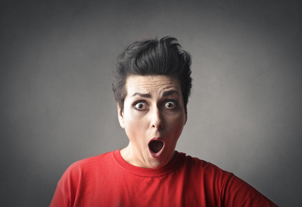 我眼泪不敢掉我不敢相信它照片