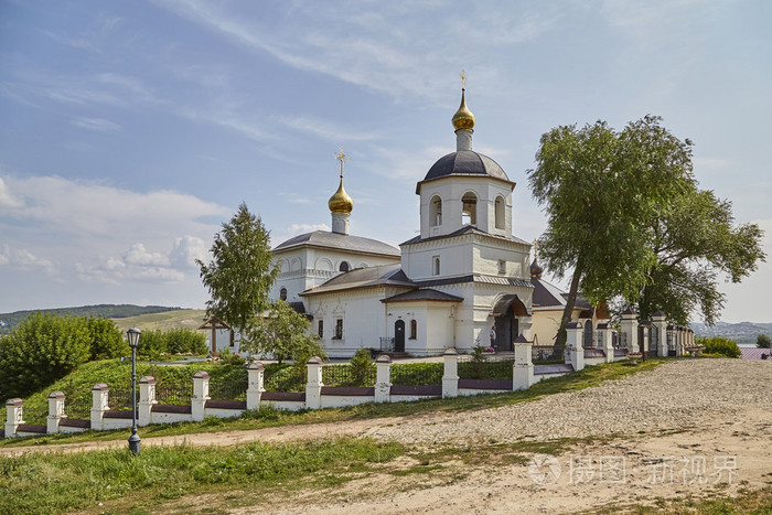 岛城 Sviyazhsk。圣徒教会君士坦丁和海伦娜