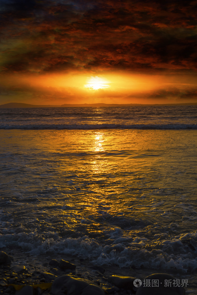 来自贝勒海滩的不真实的日落照片-正版商用图片1qn32z-摄图新视界