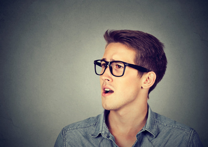 侧面闭合嘴图片-侧面闭合嘴素材-侧面闭合嘴插画-摄图新视界