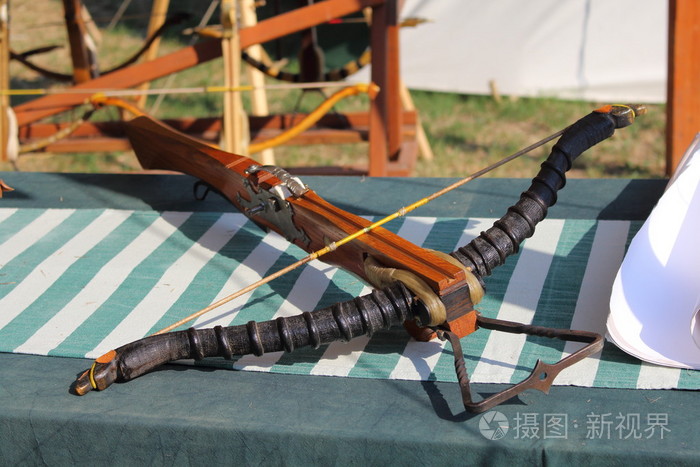 在展览会的中世纪木弩
