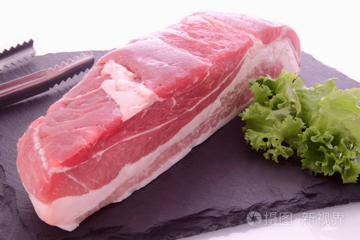 一大块猪肉