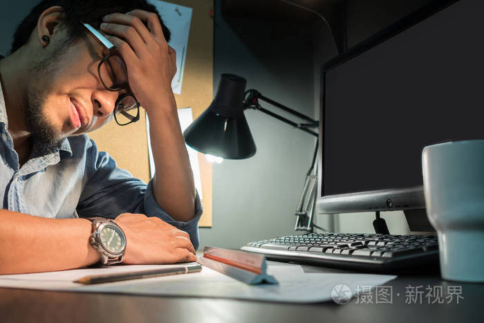 亚洲男人的感觉疲惫
