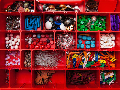 红色的储物盒工艺品饰品用品图片