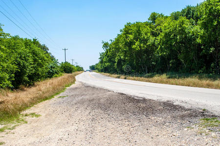 弯曲的德克萨斯州农村公路