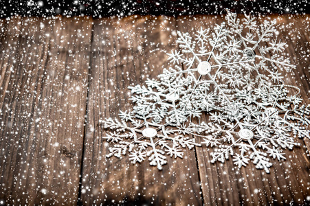 圣诞节装饰雪花飘落雪的效果图片