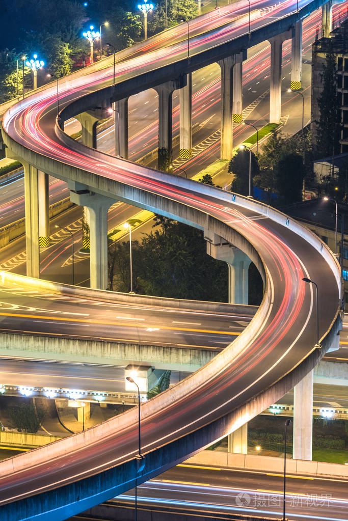 上海空中视图立交桥晚上在中国