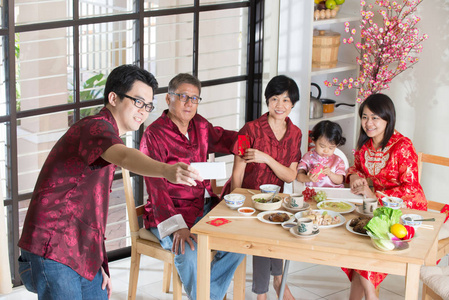 中国新年团圆饭图片