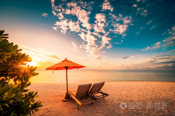 夏天的心情阳光海滩背景概念