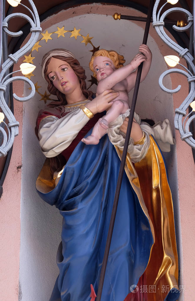 圣母玛利亚与耶稣