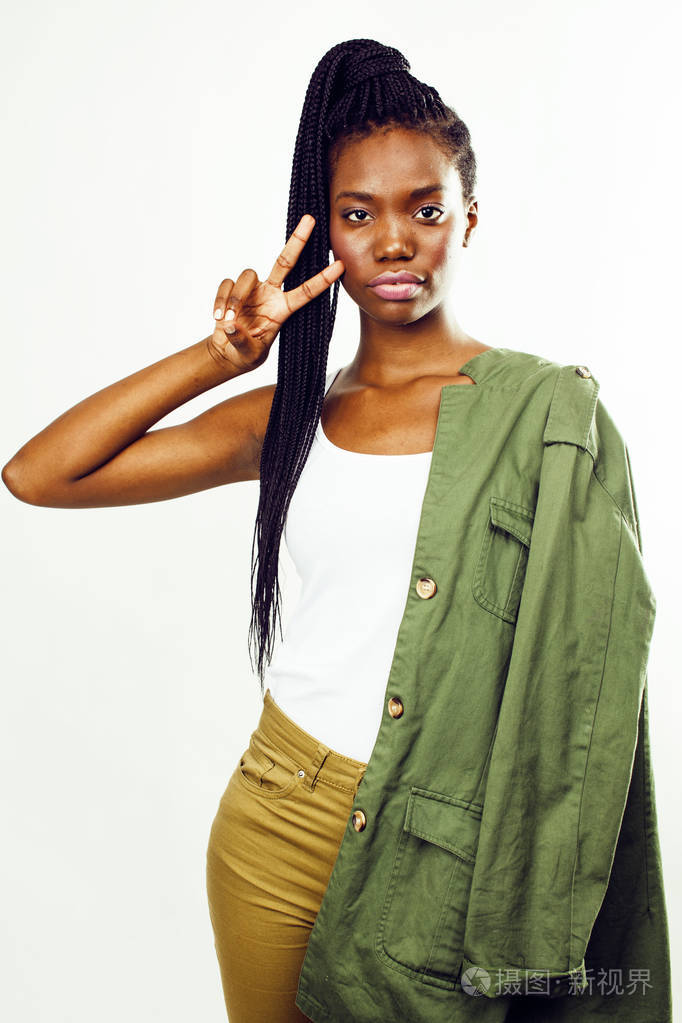 年轻漂亮的非洲裔美国女孩