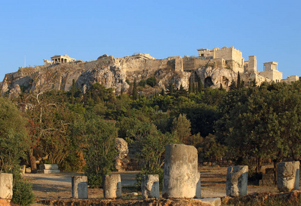 雅典卫城视图从古代集市图片