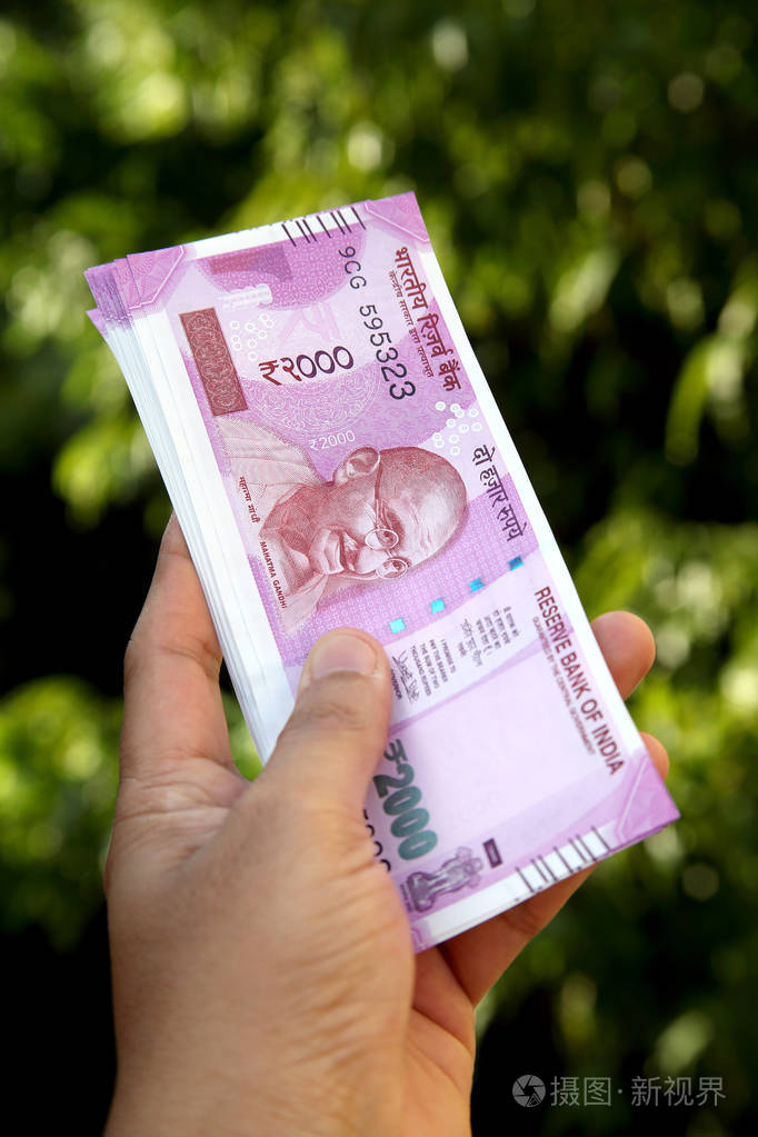 印度2000年卢比的纸币的特写