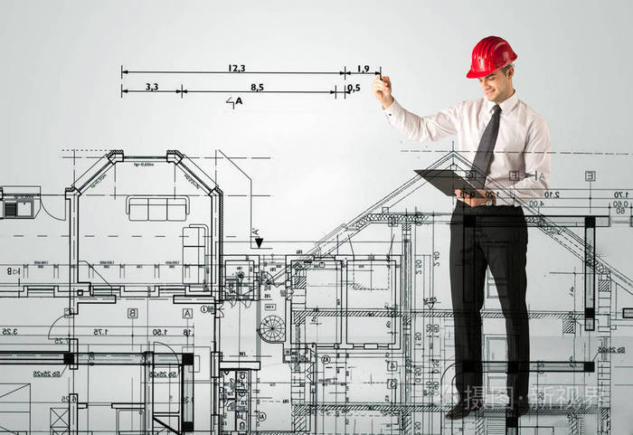 年轻的建筑师房子的设计图纸