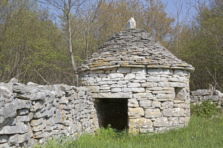 伊斯特拉石头在伊斯特拉石头房子照片