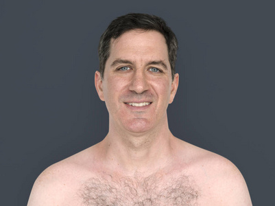 男子赤裸的胸膛照片