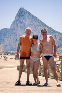 夫妇 白种人 海滩 家庭 男人 真实的 姿势 老的 老年人