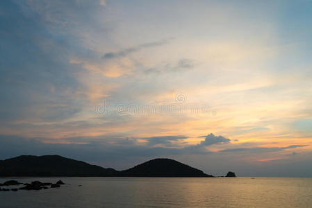 傍晚 阳光 海岸 自然 轮廓 海滩 日出 天空 风景 地平线