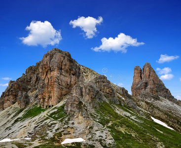 徒步旅行 攀登 阿尔卑斯山 风景 旅游业 旅行 天空 白云石