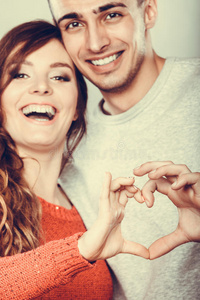 在一起 微笑 感情 软件 浪漫的 特写镜头 签名 人类 夫妇