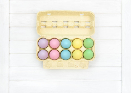 彩色的复活节蛋装饰蛋盒图片