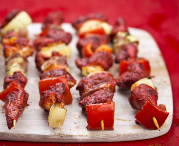 串起来的红辣椒图片