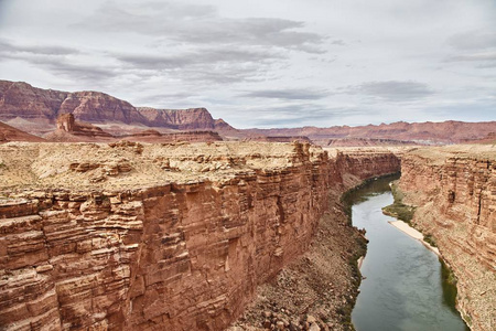 的景色从纳瓦霍人穿越可可西里无人区; 在大峡谷,亚利桑那州,美国照片