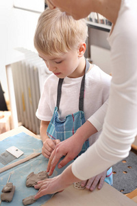 儿童陶瓷课程图片